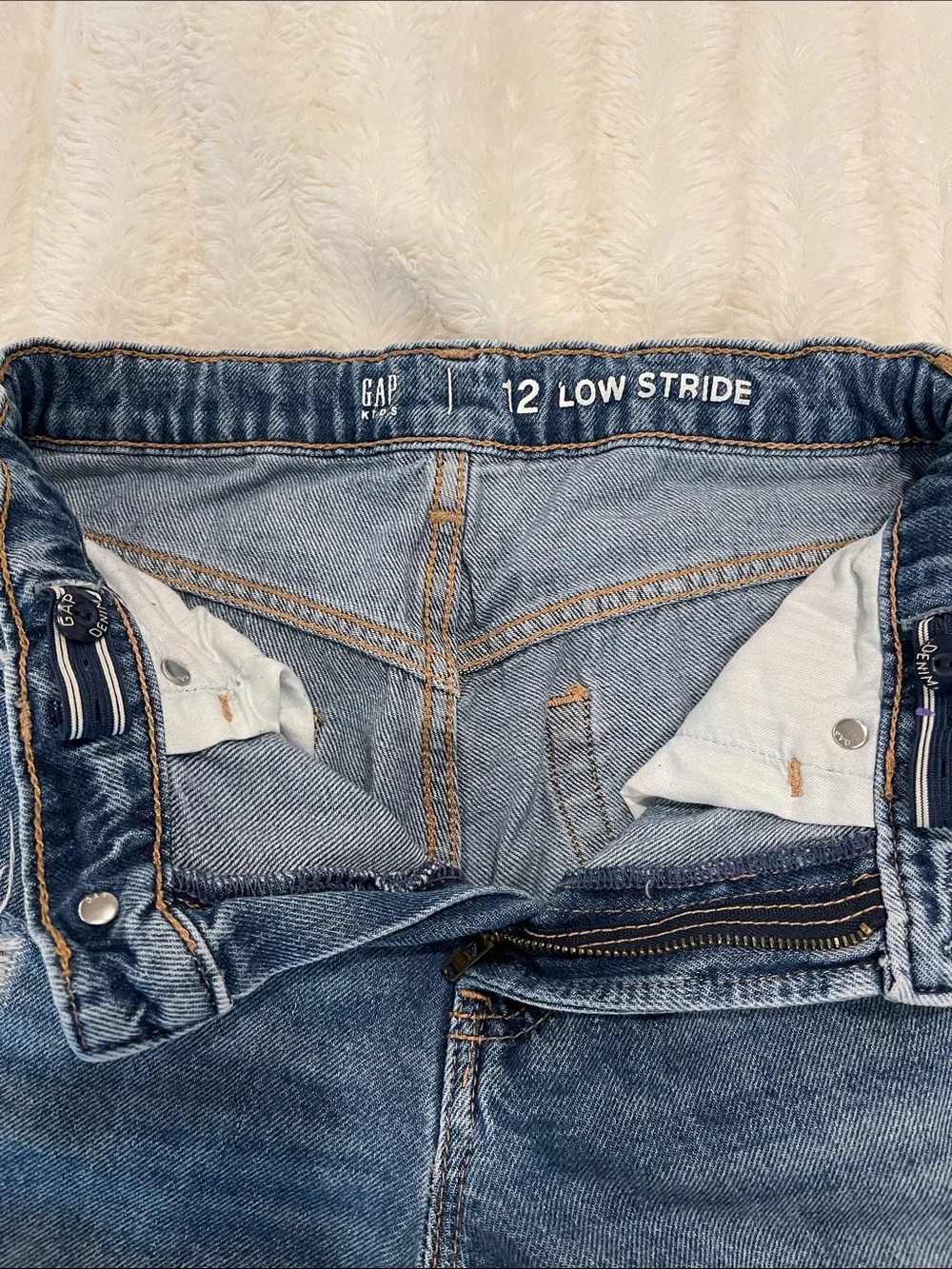 GAP Wide-Leg Distressed Jeans - Blue